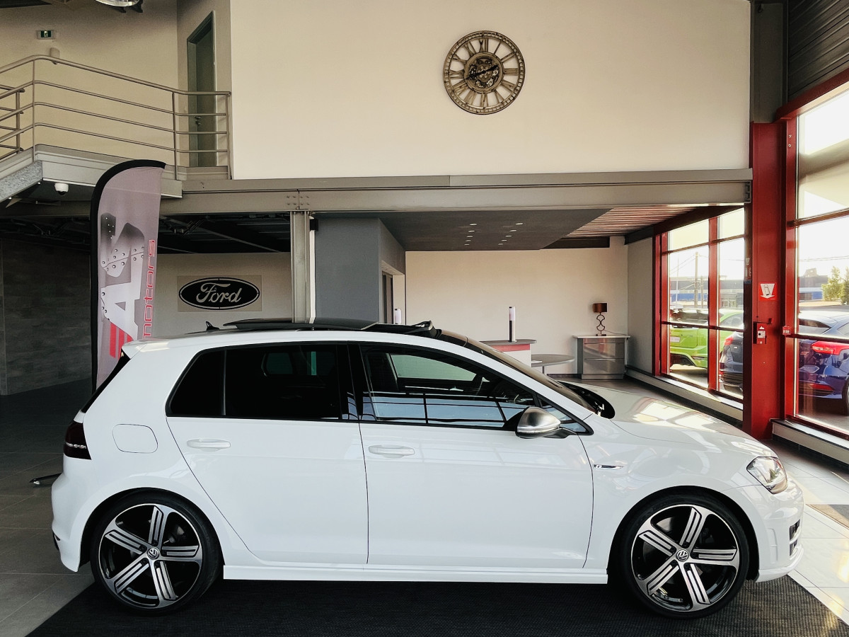 VOLKSWAGEN GOLF 7 R 2,0 TSI 300 DSG6 4 MOTION TOIT PANORAMIQUE GPS REGULATEUR LIMITEUR DRIVE SELECT  FEUX BI-XENON FULL CUIR PARK PILOT   EXCELLENT ETAT