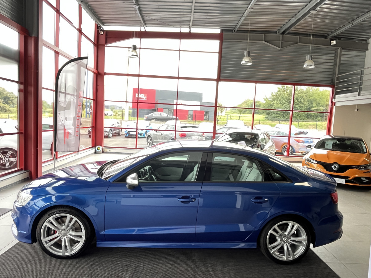 AUDI S3 BERLINE 2,0 TFSI 300 QUATTRO  GPS REGULATEUR ADAPTATIF KEYLESS FULL LED PARK ASSIST DRIVE SELECT JANTES 18 EXCELLENT ETAT