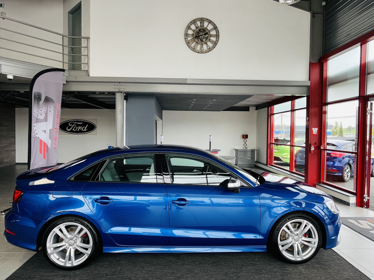 AUDI S3 BERLINE 2,0 TFSI 300 QUATTRO  GPS REGULATEUR ADAPTATIF KEYLESS FULL LED PARK ASSIST DRIVE SELECT JANTES 18 EXCELLENT ETAT