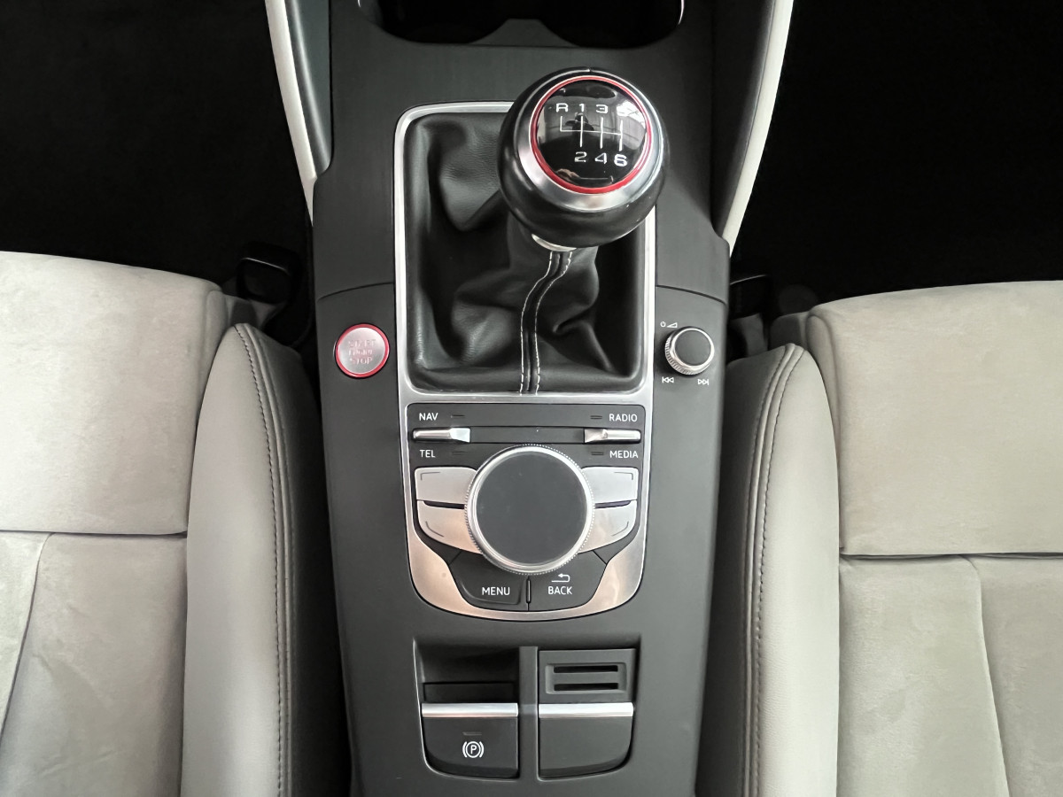 AUDI S3 BERLINE 2,0 TFSI 300 QUATTRO  GPS REGULATEUR ADAPTATIF KEYLESS FULL LED PARK ASSIST DRIVE SELECT JANTES 18 EXCELLENT ETAT