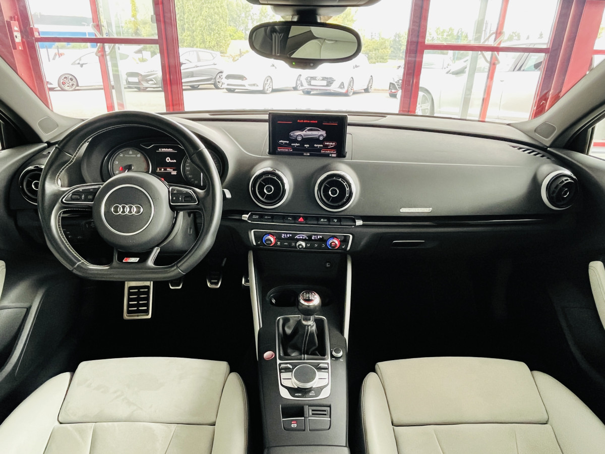 AUDI S3 BERLINE 2,0 TFSI 300 QUATTRO  GPS REGULATEUR ADAPTATIF KEYLESS FULL LED PARK ASSIST DRIVE SELECT JANTES 18 EXCELLENT ETAT
