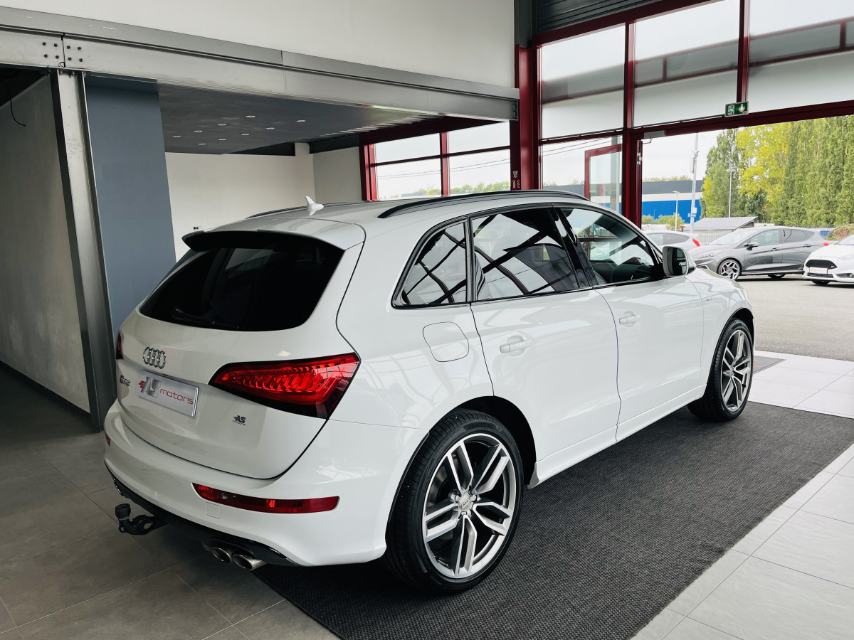 AUDI SQ5 TDI V6 326 COMPETITION QUATTRO BVA8 QUATTRO ATTELAGE ELECTRIQUE GPS CAMERA KEYLESS  REGULATEUR ADAPTATIF BI-XENON  ALU BROSSÉ PARK PILOT FULL CUIR  DRIVE SELECT JANTE 21 EXCELLENT ETAT