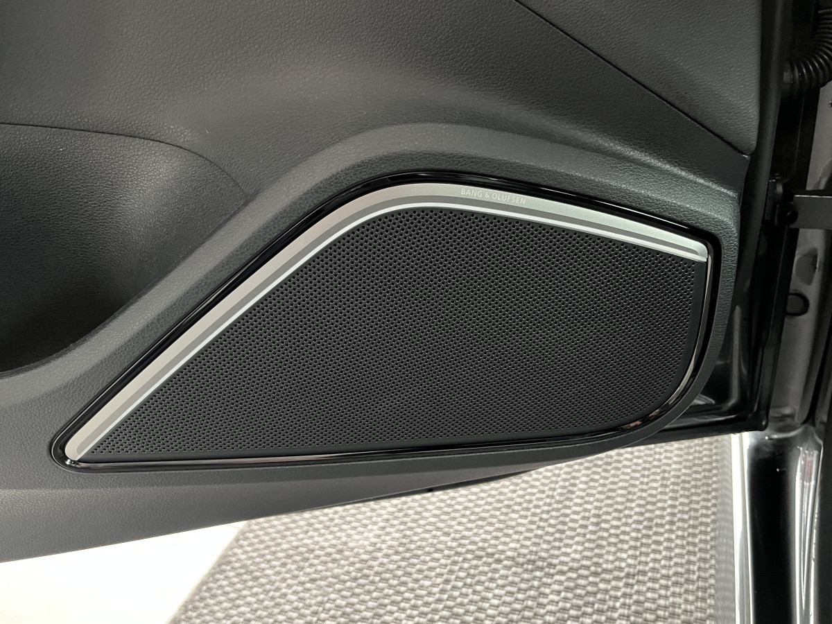 AUDI RS3 SPORTBACK 2,5 TFSI 367 S-TRONIC 7 QUATTRO TOIT PANORAMIQUE  GPS CAMERA KEYLESS HIFI BANG&OLUFSEN MAGNETIC RIDE FULL LED  ECHAPPEMENT RS REGULATEUR ADAPTATIF JANTES ROTOR AUDI DRIVE SIEGES RS CONFORT  SELECT EXCELLENT ETAT
