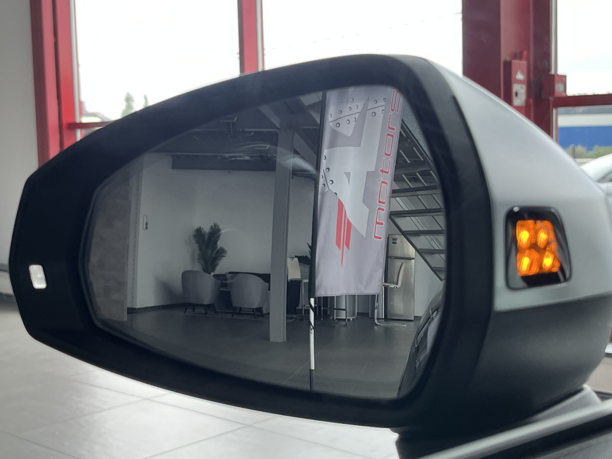 AUDI RS3 SPORTBACK 2,5 TFSI 367 S-TRONIC 7 QUATTRO TOIT PANORAMIQUE  GPS CAMERA KEYLESS HIFI BANG&OLUFSEN MAGNETIC RIDE FULL LED  ECHAPPEMENT RS REGULATEUR ADAPTATIF JANTES ROTOR AUDI DRIVE SIEGES RS CONFORT  SELECT EXCELLENT ETAT