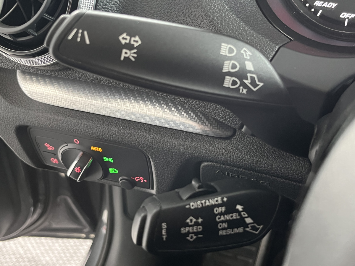 AUDI RS3 SPORTBACK 2,5 TFSI 367 S-TRONIC 7 QUATTRO TOIT PANORAMIQUE  GPS CAMERA KEYLESS HIFI BANG&OLUFSEN MAGNETIC RIDE FULL LED  ECHAPPEMENT RS REGULATEUR ADAPTATIF JANTES ROTOR AUDI DRIVE SIEGES RS CONFORT  SELECT EXCELLENT ETAT