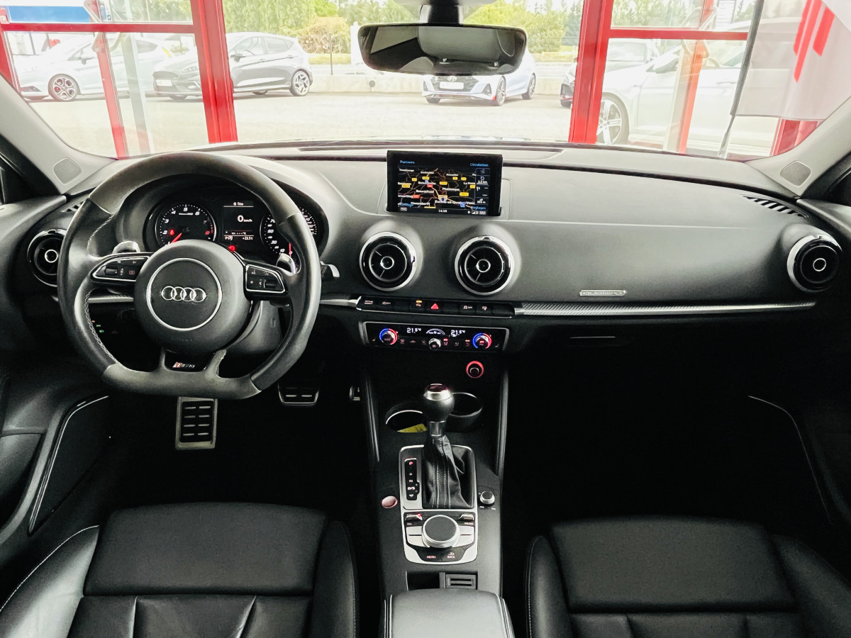 AUDI RS3 SPORTBACK 2,5 TFSI 367 S-TRONIC 7 QUATTRO TOIT PANORAMIQUE  GPS CAMERA KEYLESS HIFI BANG&OLUFSEN MAGNETIC RIDE FULL LED  ECHAPPEMENT RS REGULATEUR ADAPTATIF JANTES ROTOR AUDI DRIVE SIEGES RS CONFORT  SELECT EXCELLENT ETAT