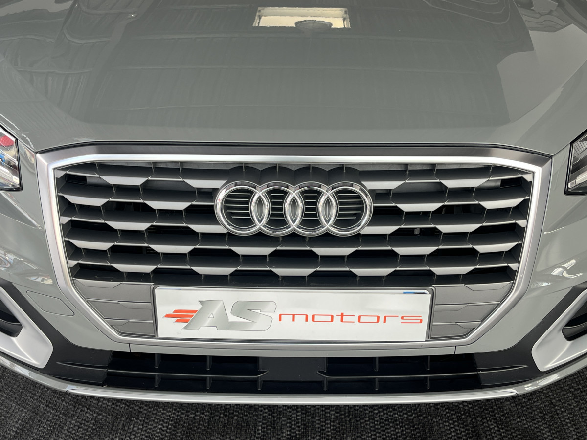 AUDI Q2 30 TFSI 1,0 116 TYPE SPORT ATTELAGE  GPS FULL LED REGULATEUR LIMITEUR AUDI SOUND SYSTEM SIEGES SPORT JANTE18 EXCELLENT ETAT