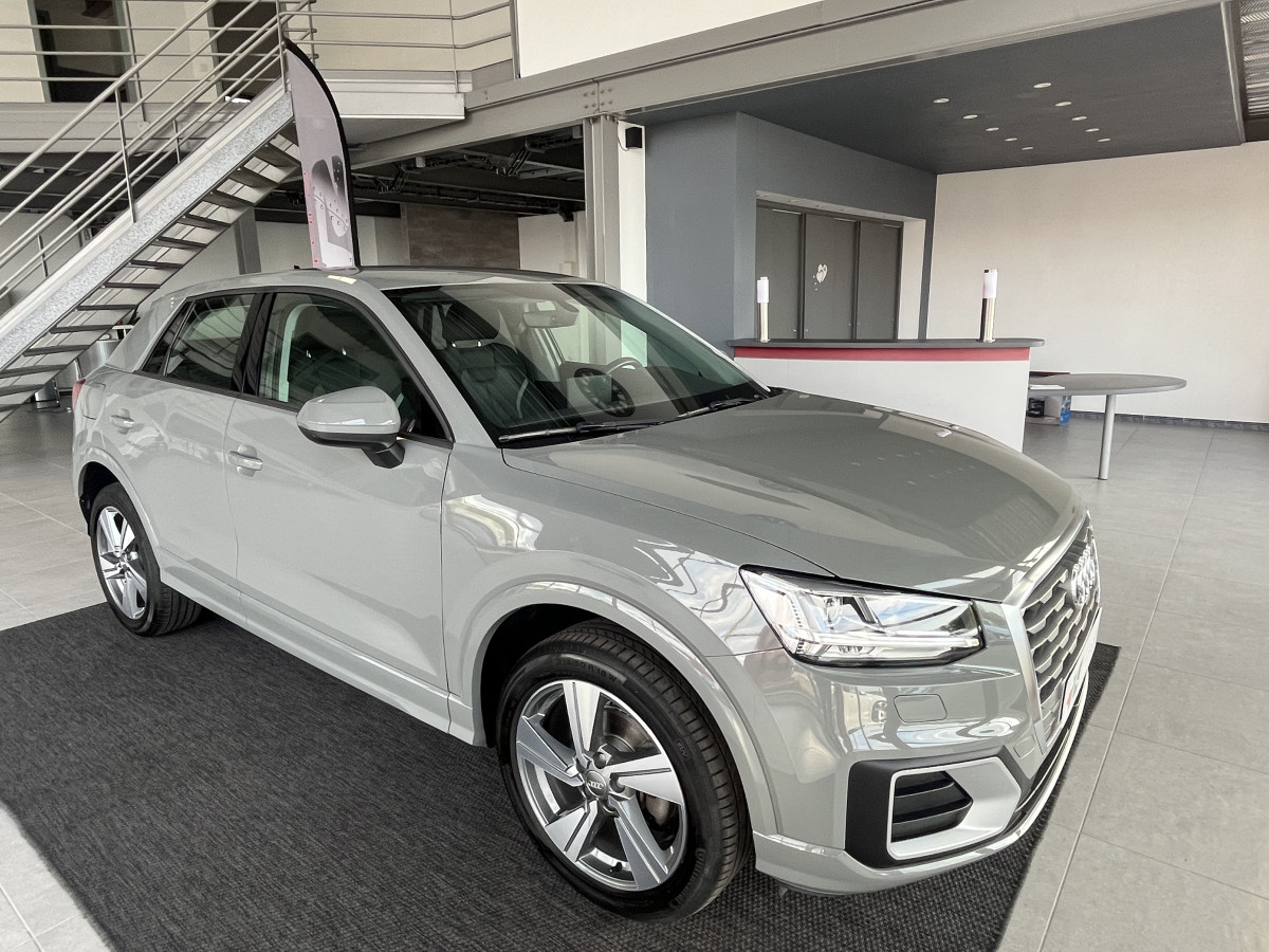 AUDI Q2 30 TFSI 1,0 116 TYPE SPORT ATTELAGE  GPS FULL LED REGULATEUR LIMITEUR AUDI SOUND SYSTEM SIEGES SPORT JANTE18 EXCELLENT ETAT