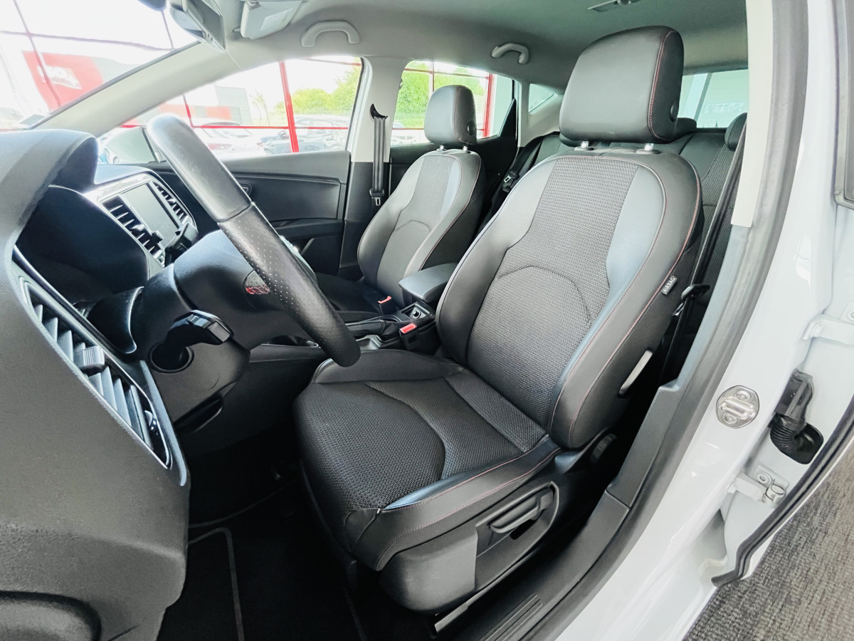 SEAT LEON FR 1,4 TSI 150 GPS CAMERA APPLE CARPLAY  REGULATEUR PARK PILOT SEAT DRIVE PROFILE FULL LED EXCELLENT ETAT