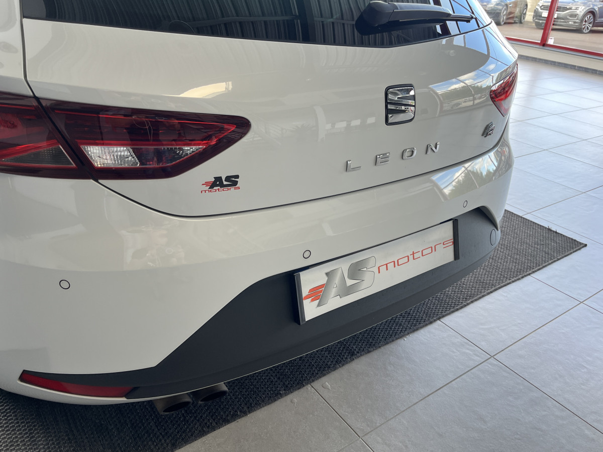 SEAT LEON FR 1,4 TSI 150 GPS CAMERA APPLE CARPLAY  REGULATEUR PARK PILOT SEAT DRIVE PROFILE FULL LED EXCELLENT ETAT