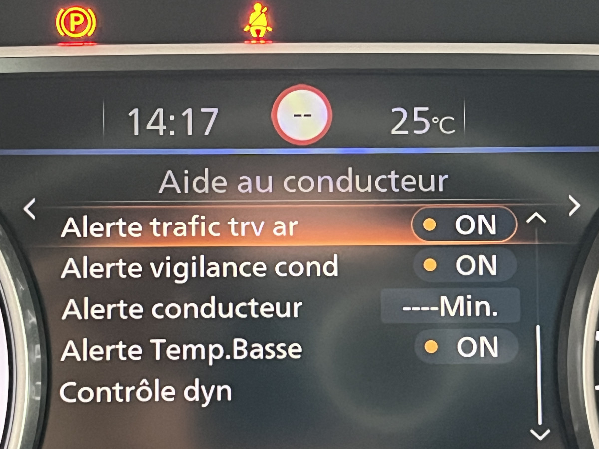 NISSAN JUKE 1,6 HYBRID 143 N-DESIGN GPS CAMERA 360 KEYLESS REGULATEUR LIMITEUR FEUX LED HIFI BOSE APPLE CARPLAY PACK HIVER ETAT NEUF