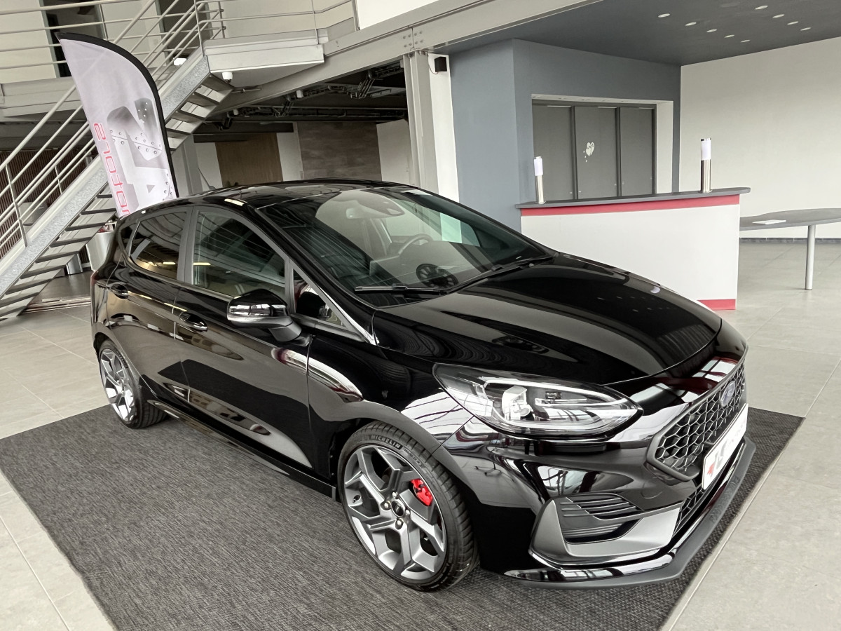 FORD FIESTA ST 1,5 200 PHASE 2  PACK PERFORMANCE  GPS CAMERA REGULATEUR LIMITEUR HIFI B&O PACK HIVER FULL LED KEYLESS VIRTUAL COCKPIT ETAT NEUF