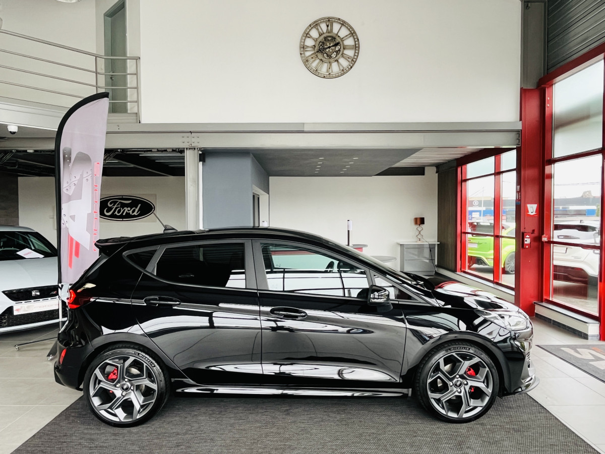 FORD FIESTA ST 1,5 200 PHASE 2  PACK PERFORMANCE  GPS CAMERA REGULATEUR LIMITEUR HIFI B&O PACK HIVER FULL LED KEYLESS VIRTUAL COCKPIT ETAT NEUF