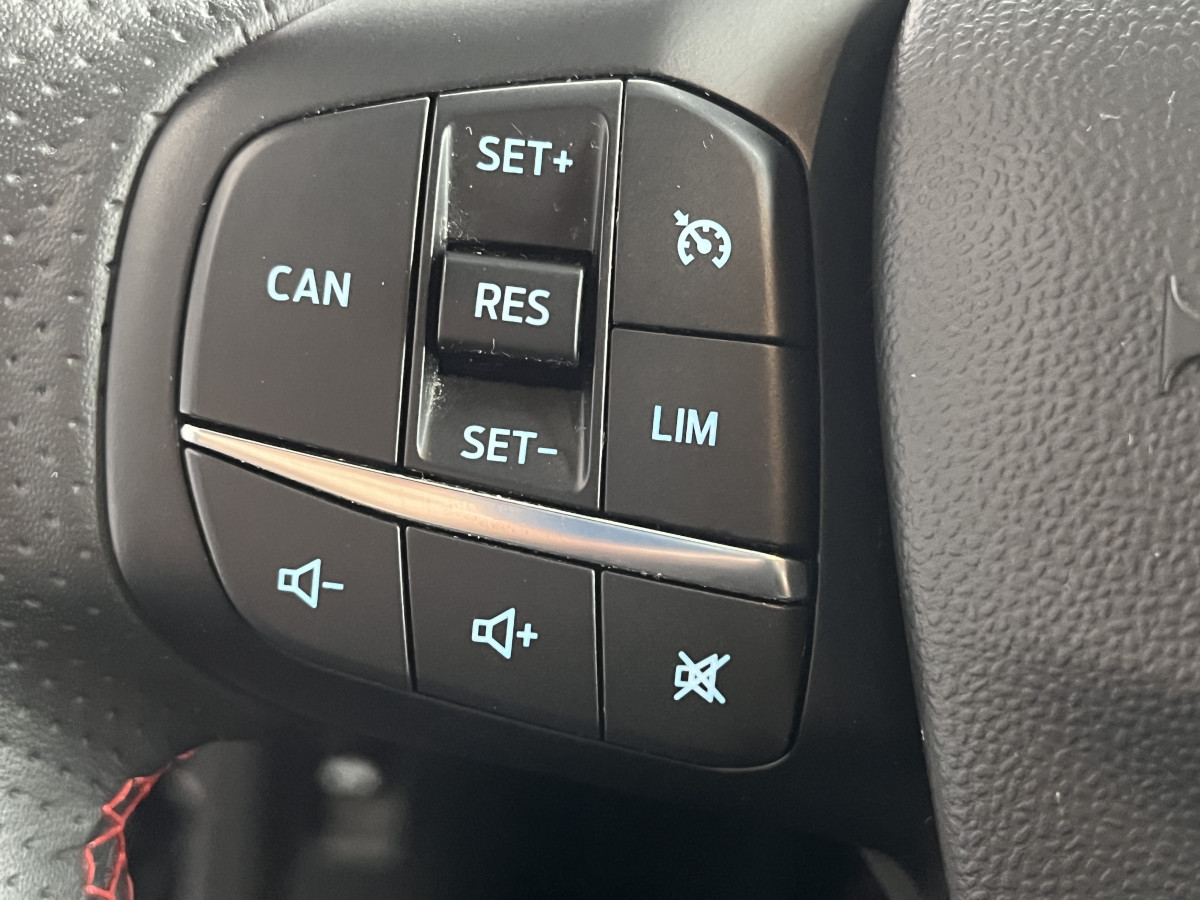 FORD FIESTA ST 1,5 200 PHASE 2  PACK PERFORMANCE  GPS CAMERA REGULATEUR LIMITEUR HIFI B&O PACK HIVER FULL LED KEYLESS VIRTUAL COCKPIT ETAT NEUF