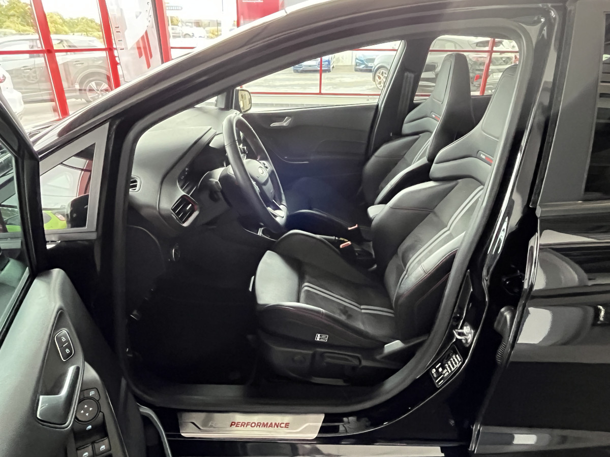 FORD FIESTA ST 1,5 200 PHASE 2  PACK PERFORMANCE  GPS CAMERA REGULATEUR LIMITEUR HIFI B&O PACK HIVER FULL LED KEYLESS VIRTUAL COCKPIT ETAT NEUF