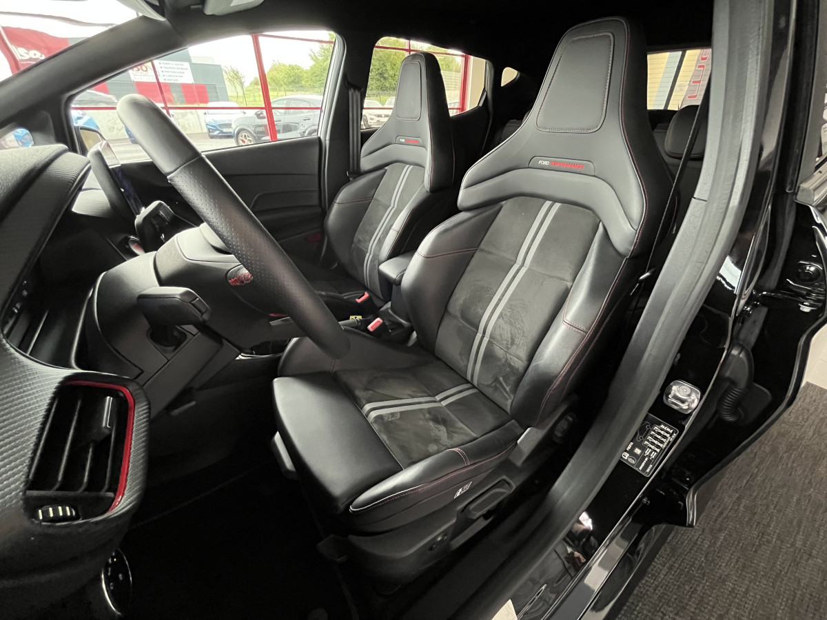 FORD FIESTA ST 1,5 200 PHASE 2  PACK PERFORMANCE  GPS CAMERA REGULATEUR LIMITEUR HIFI B&O PACK HIVER FULL LED KEYLESS VIRTUAL COCKPIT ETAT NEUF