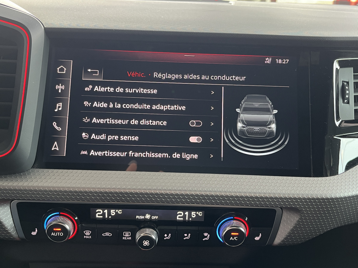 AUDI A1 SPORTBACK  40 TFSI 2,0  200  FULL S-LINE S-TRONIC 6  GPS CAMERA KEYLESS APPLE CARPLAY  HIFI BANG&OLUFSEN FULL LED REGULATEUR ADAPTATIF LIMITEUR  DRIVE SELECT DIGITAL COCKPIT PARKPILOT JANTES ALU 18   ETAT NEUF