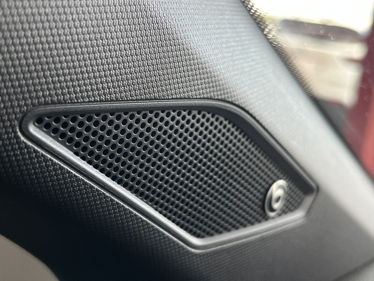 VOLKSWAGEN  POLO GTI 2,0 TSI 200 DSG6 TOIT PANORAMIQUE GPS ANDROID  CAMERA HIFI BEATS KEYLESS  APPLE CARPLAY DMS REGULATEUR ADAPTATIF LIMITEUR PARK PILOT JANTES BRESCIA FULL LED  EXCELLENT ETAT