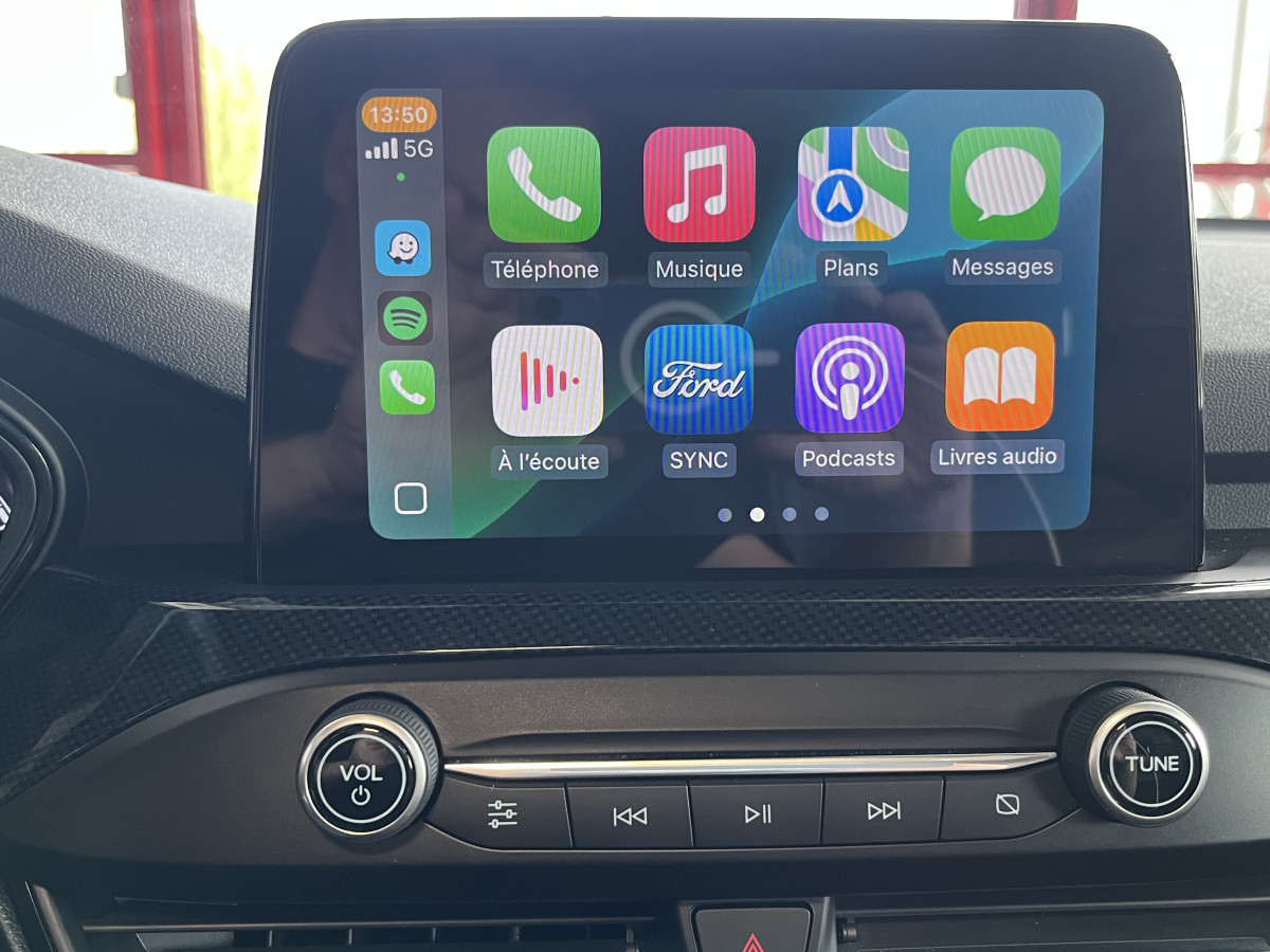 FORD FOCUS ST 2,3 280 PACK PERFORMANCE TOIT PANORAMIQUE  OUVRANT GPS CAMERA ATTELAGE HIFI B&O KEYLESS APPLE CARPLAY FULL LED PARK PILOT  ECHAPPEMENT MILTEK EXCELLENT ETAT