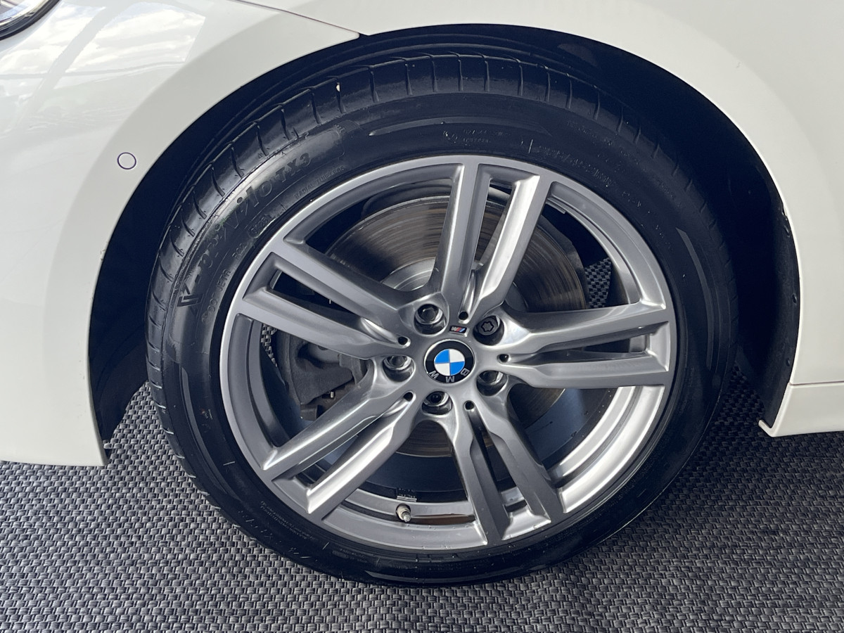BMW SERIE GRAND TOURER 218 D 150 PACK M SPORT 7 PLACES  ATTELAGE GPS CAMERA REGULATEUR LIMITEUR KEYLESS  AFFICHAGE TETE HAUTE  PARK PILOT FULL LED JANTES 18 EXCELLENT ETAT