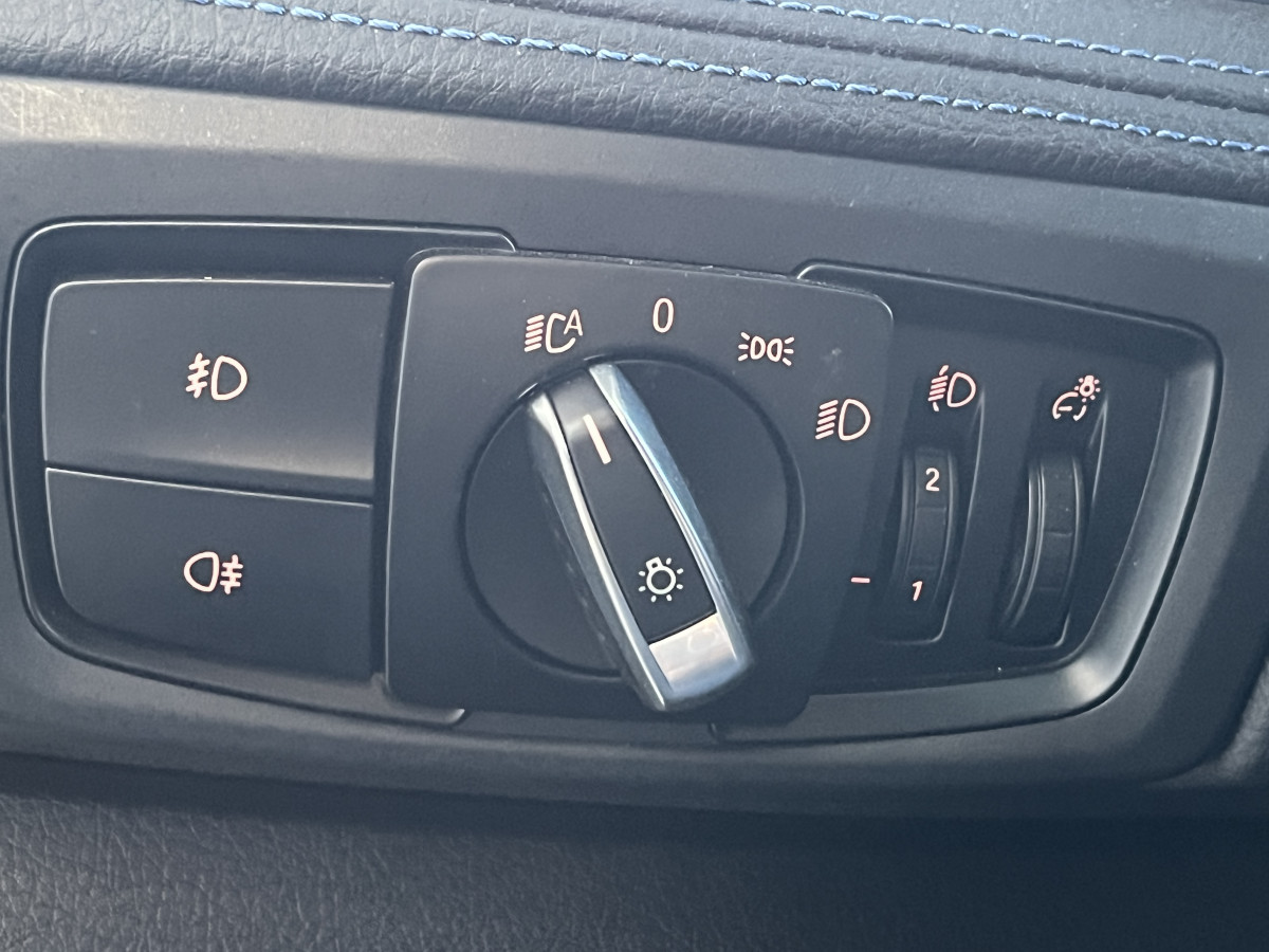 BMW SERIE GRAND TOURER 218 D 150 PACK M SPORT 7 PLACES  ATTELAGE GPS CAMERA REGULATEUR LIMITEUR KEYLESS  AFFICHAGE TETE HAUTE  PARK PILOT FULL LED JANTES 18 EXCELLENT ETAT