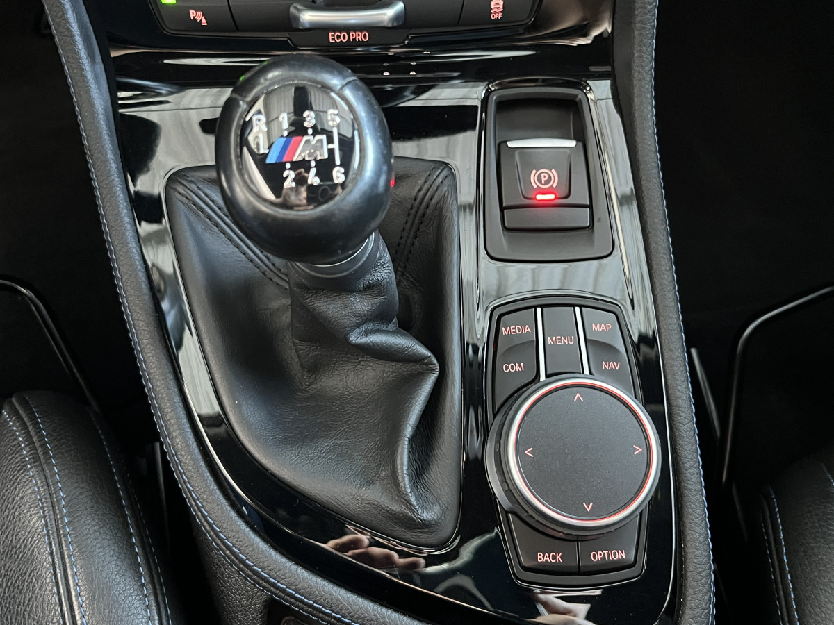 BMW SERIE GRAND TOURER 218 D 150 PACK M SPORT 7 PLACES  ATTELAGE GPS CAMERA REGULATEUR LIMITEUR KEYLESS  AFFICHAGE TETE HAUTE  PARK PILOT FULL LED JANTES 18 EXCELLENT ETAT
