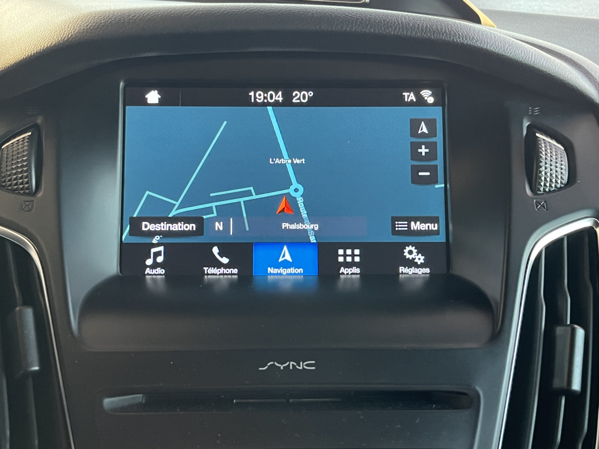 FORD FOCUS ST 2,0 250  GPS  REGULATEUR LIMITEUR BI XENON APPLE CARPLAY KEYLESS  PARK PILOT PACK HIVER RECARO  BLUETOOTH EXCELLENT ETAT