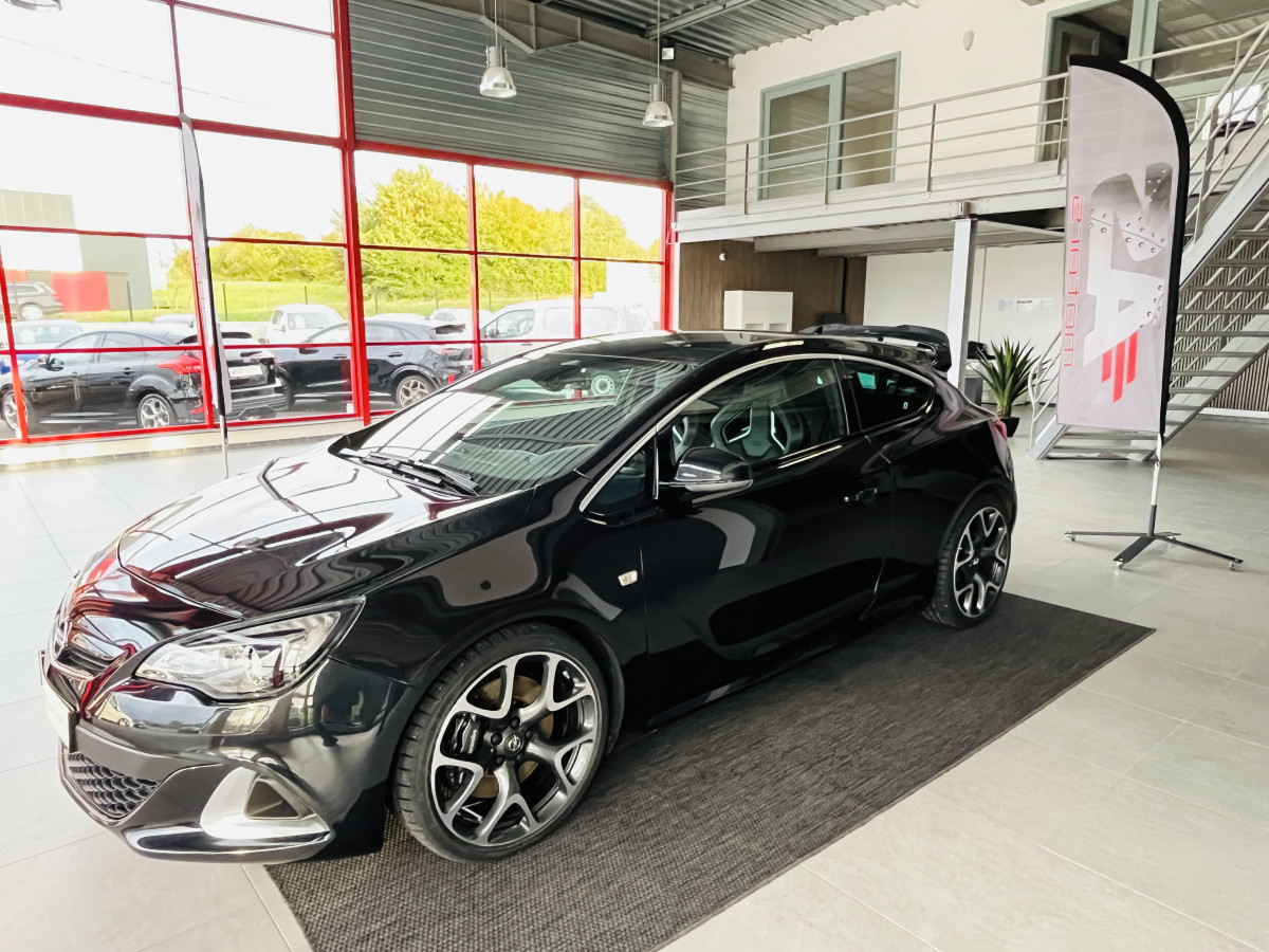 OPEL ASTRA GTC OPC 2,0 TURBO 280 PACK PERFORMANCE GPS BLUETOOTH SIEGES RECARO PERF JANTES 20 BI-XENON PACK APPARENCE FREIN BREMBO PARK PILOT  EXCELLENT ETAT