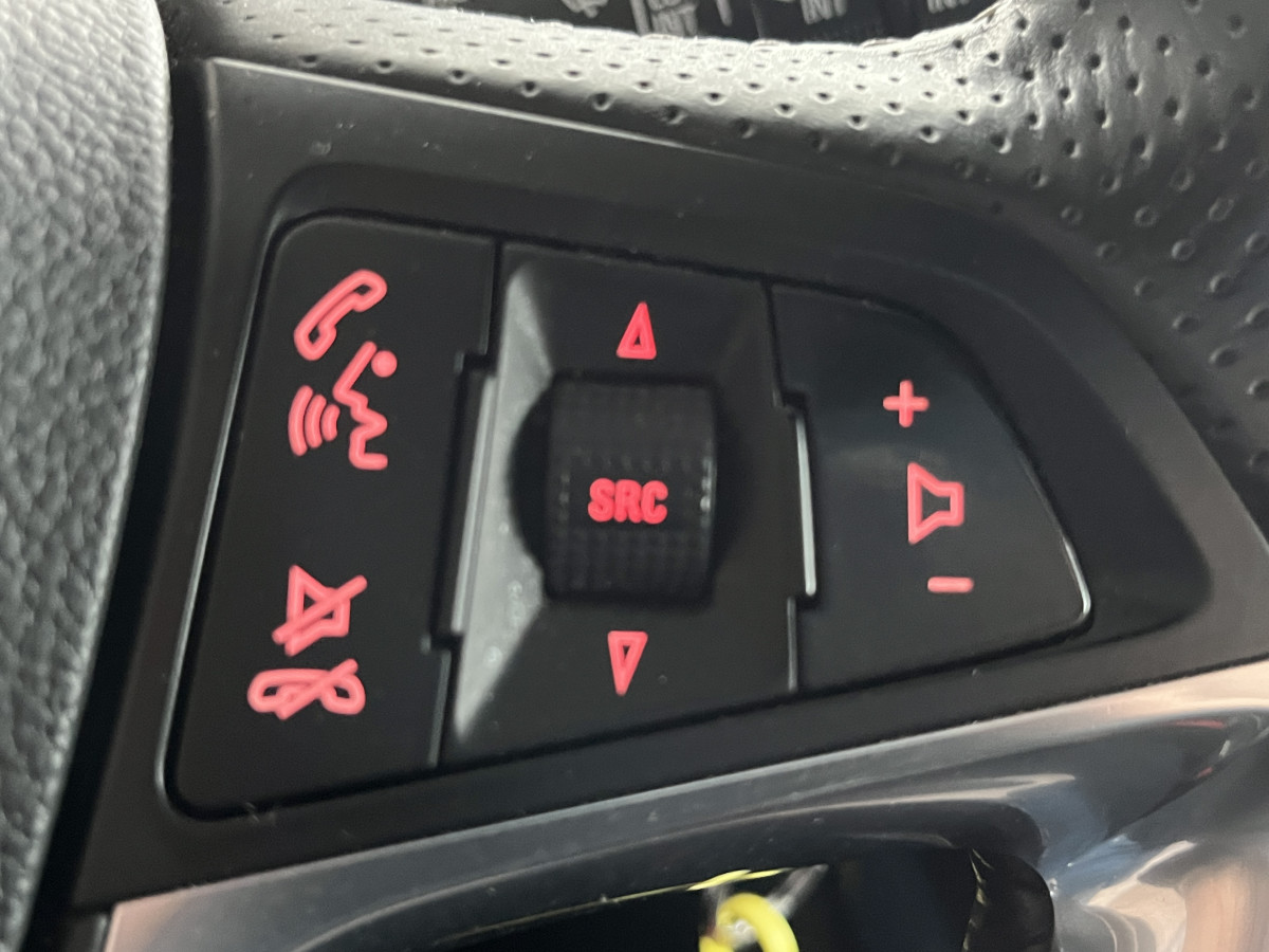 OPEL ASTRA GTC OPC 2,0 TURBO 280 PACK PERFORMANCE GPS BLUETOOTH SIEGES RECARO PERF JANTES 20 BI-XENON PACK APPARENCE FREIN BREMBO PARK PILOT  EXCELLENT ETAT