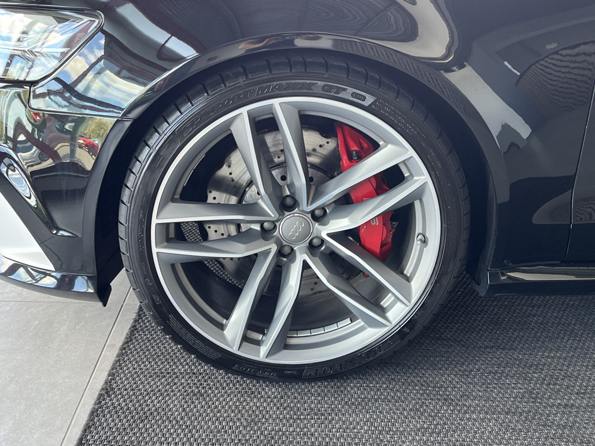 AUDI RS6 AVANT 4,0 V8 TFSI 560 QUATTRO PACK AUDI EXCLUSIF  GPS CAMERA KEYLESS HIFI BOSE AUDI  MATRIX LED DRIVE SELECT CARBON REGULATEUR SIEGES RECARO RS JANTES 21 ECHAPPEMENT SPORT  EXCELLENT ETAT