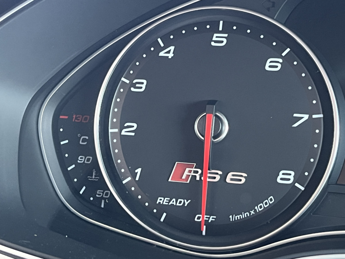 AUDI RS6 AVANT 4,0 V8 TFSI 560 QUATTRO PACK AUDI EXCLUSIF  GPS CAMERA KEYLESS HIFI BOSE AUDI  MATRIX LED DRIVE SELECT CARBON REGULATEUR SIEGES RECARO RS JANTES 21 ECHAPPEMENT SPORT  EXCELLENT ETAT