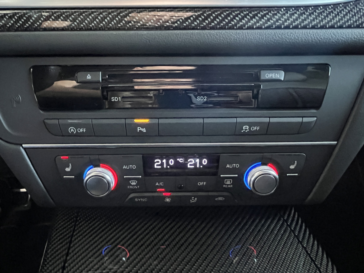 AUDI RS6 AVANT 4,0 V8 TFSI 560 QUATTRO PACK AUDI EXCLUSIF  GPS CAMERA KEYLESS HIFI BOSE AUDI  MATRIX LED DRIVE SELECT CARBON REGULATEUR SIEGES RECARO RS JANTES 21 ECHAPPEMENT SPORT  EXCELLENT ETAT