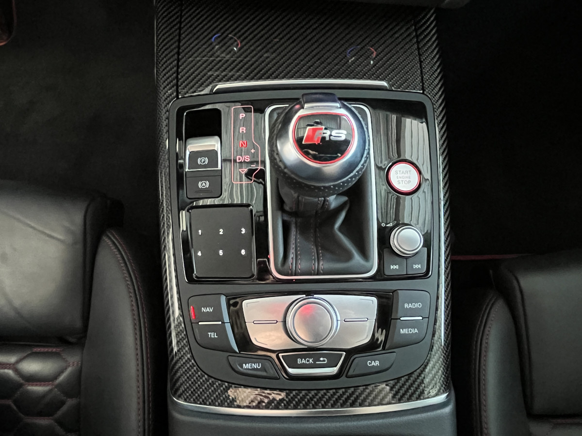 AUDI RS6 AVANT 4,0 V8 TFSI 560 QUATTRO PACK AUDI EXCLUSIF  GPS CAMERA KEYLESS HIFI BOSE AUDI  MATRIX LED DRIVE SELECT CARBON REGULATEUR SIEGES RECARO RS JANTES 21 ECHAPPEMENT SPORT  EXCELLENT ETAT