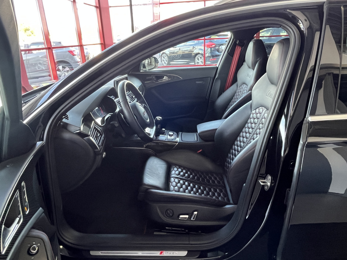 AUDI RS6 AVANT 4,0 V8 TFSI 560 QUATTRO PACK AUDI EXCLUSIF  GPS CAMERA KEYLESS HIFI BOSE AUDI  MATRIX LED DRIVE SELECT CARBON REGULATEUR SIEGES RECARO RS JANTES 21 ECHAPPEMENT SPORT  EXCELLENT ETAT
