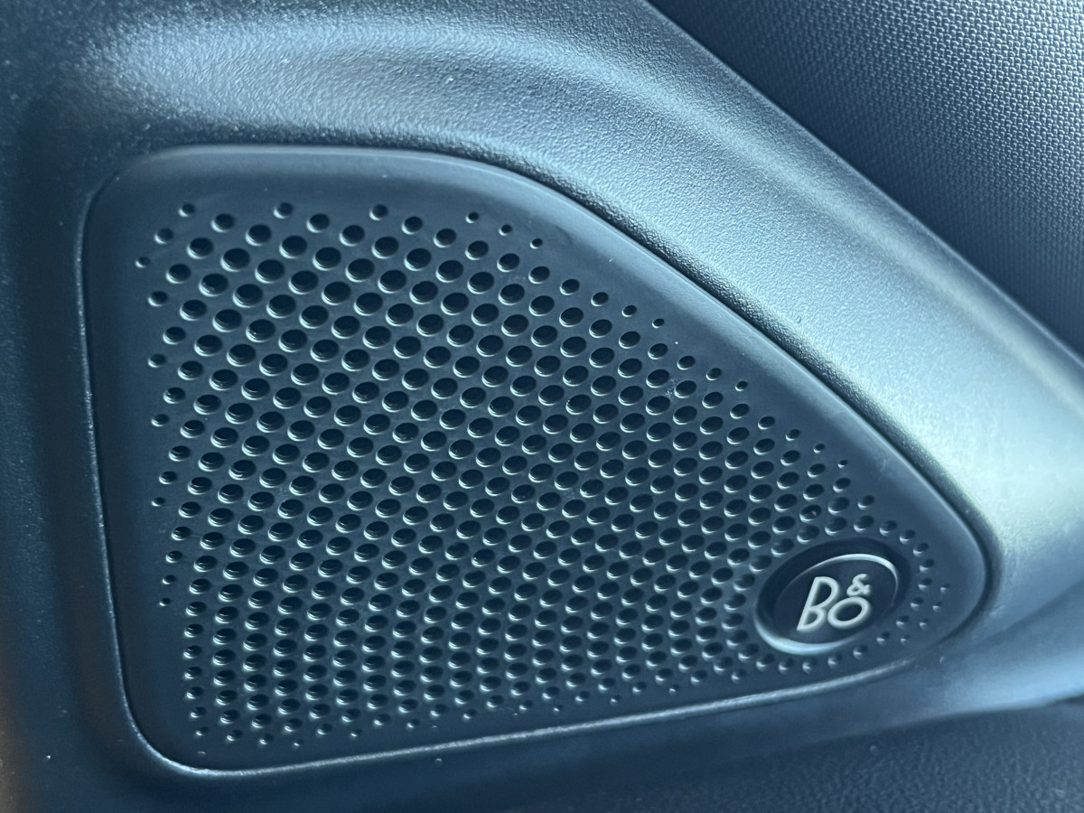 FORD PUMA ST 1,5 200  PACK PERF ATTELAGE DIFFERENTIEL LAUNCH CONTROL GPS CAMERA  FEUX FULL LED HIFI B&O APPLE CAR PLAY PACK HIVER  PARK PILOT KEYLESS FULL OPTIONS 1 ERE MAIN  EXCELLENT ETAT