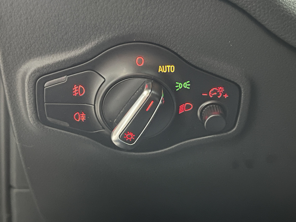 AUDI SQ5 TDI V6 326 COMPETITION BVA8 QUATTRO GPS CAMERA ATTELAGE KEYLESS BI-XENON HIFI B&O REGULATEUR ADAPTATIF AUDI EXCLUSIF  DRIVE SELECT JANTES 21 EXCELLENT ETAT