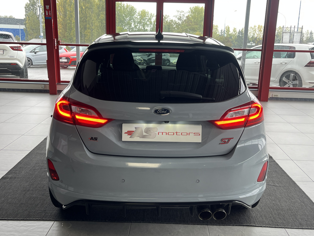 FORD FIESTA ST 1,5 200 PACK PERFORMANCE LAUNCH CONTROL DIFFERENTIEL GPS CAMERA REGULATEUR LIMITEUR  APPLE CARPLAY FULL LED BLUETOOTH RECARO EXCELLENT ETAT