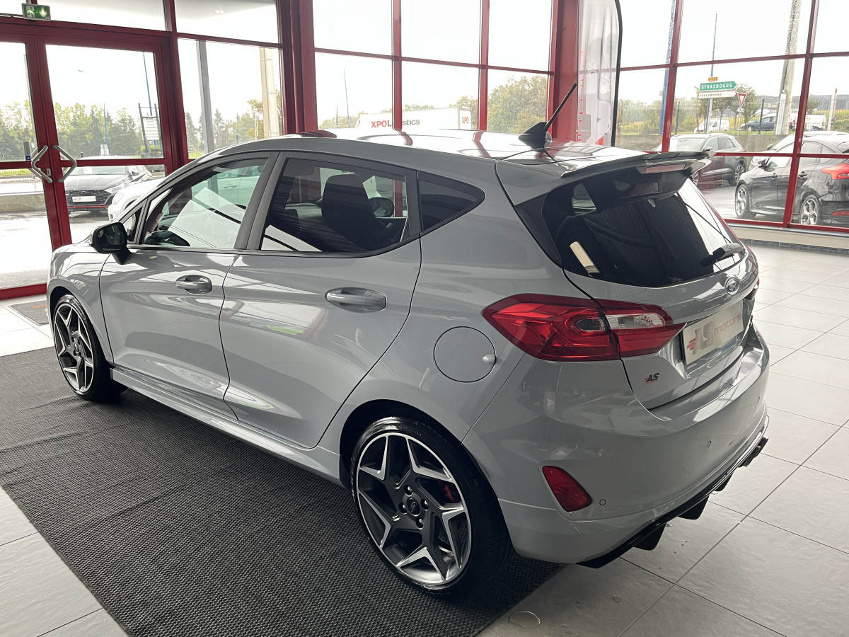 FORD FIESTA ST 1,5 200 PACK PERFORMANCE LAUNCH CONTROL DIFFERENTIEL GPS CAMERA REGULATEUR LIMITEUR  APPLE CARPLAY FULL LED BLUETOOTH RECARO EXCELLENT ETAT