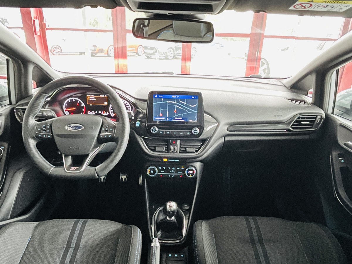FORD FIESTA ST 1,5 200 PACK PERFORMANCE LAUNCH CONTROL DIFFERENTIEL GPS CAMERA REGULATEUR LIMITEUR  APPLE CARPLAY FULL LED BLUETOOTH RECARO EXCELLENT ETAT