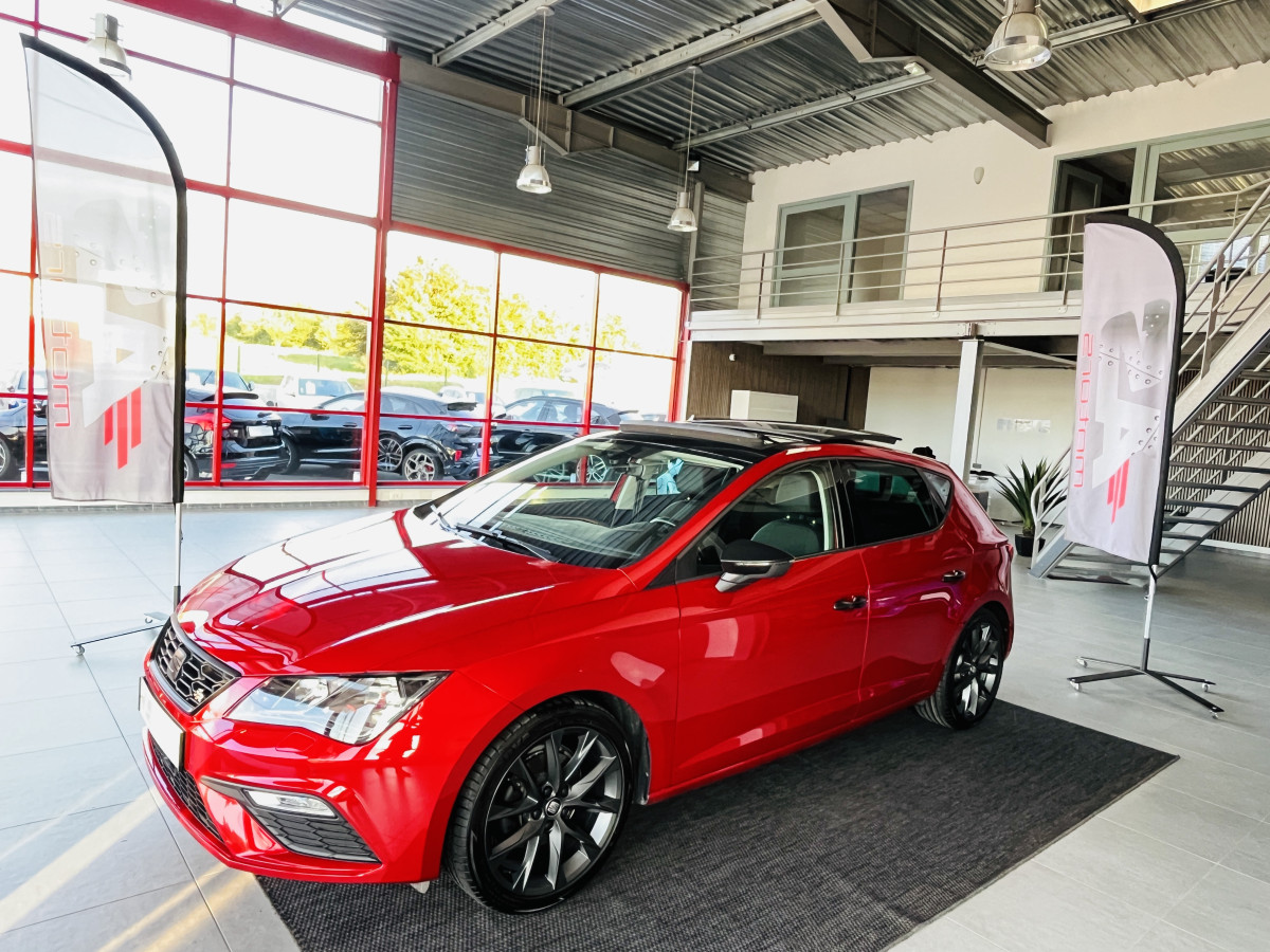 SEAT LEON FR 1,5 TSI 150 TOIT PANORAMIQUE OUVRANT GPS  VIRTUAL COCKPIT HIFI BEATS  APPLE CARPLAY REGULATEUR  FEUX HALOGENE DRIVE SELECT PARK PILOT  EXCELLENT ETAT