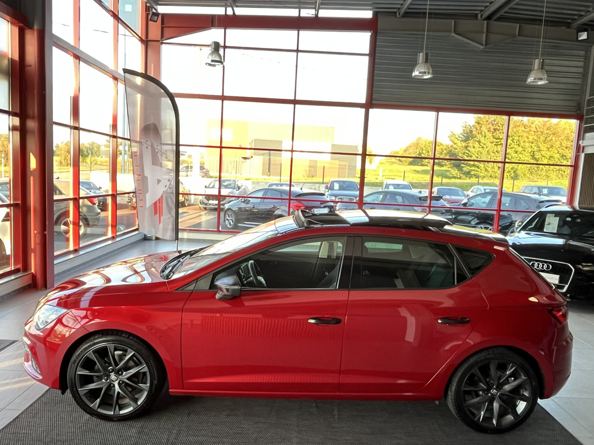 SEAT LEON FR 1,5 TSI 150 TOIT PANORAMIQUE OUVRANT GPS  VIRTUAL COCKPIT HIFI BEATS  APPLE CARPLAY REGULATEUR  FEUX HALOGENE DRIVE SELECT PARK PILOT  EXCELLENT ETAT