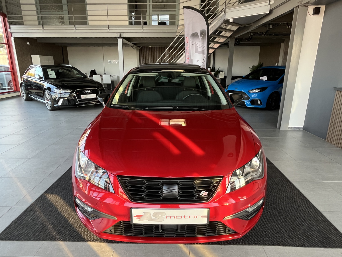 SEAT LEON FR 1,5 TSI 150 TOIT PANORAMIQUE OUVRANT GPS  VIRTUAL COCKPIT HIFI BEATS  APPLE CARPLAY REGULATEUR  FEUX HALOGENE DRIVE SELECT PARK PILOT  EXCELLENT ETAT