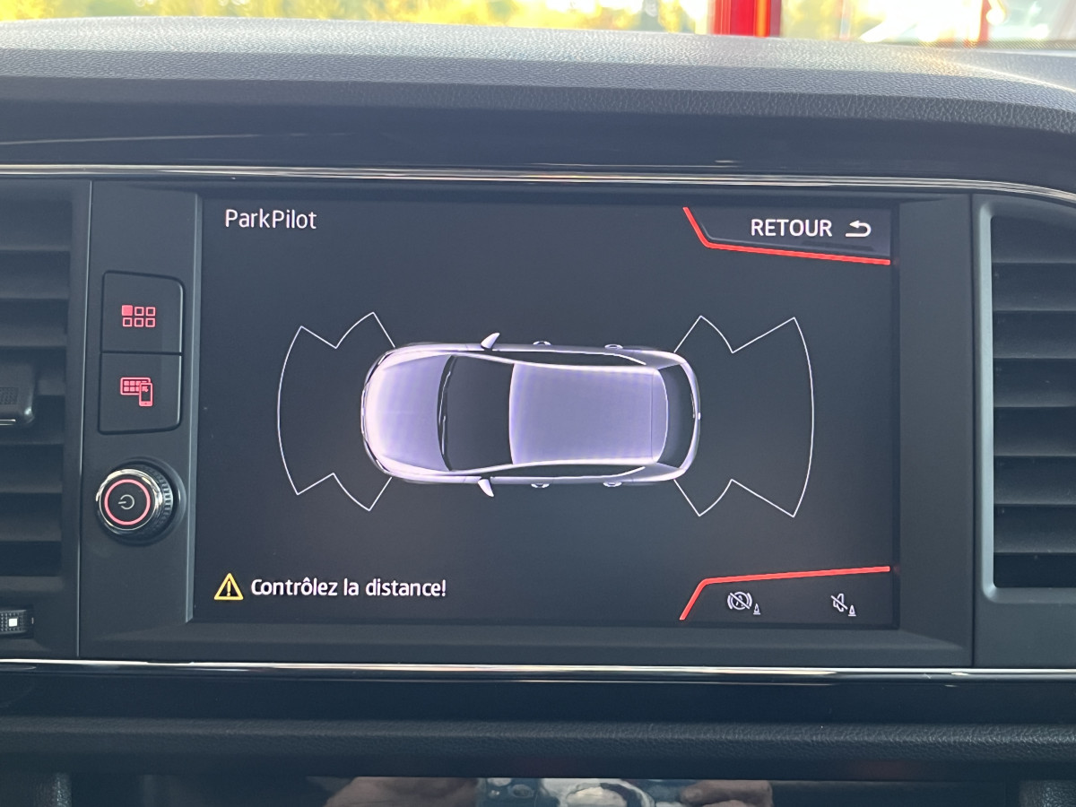 SEAT LEON FR 1,5 TSI 150 TOIT PANORAMIQUE OUVRANT GPS  VIRTUAL COCKPIT HIFI BEATS  APPLE CARPLAY REGULATEUR  FEUX HALOGENE DRIVE SELECT PARK PILOT  EXCELLENT ETAT