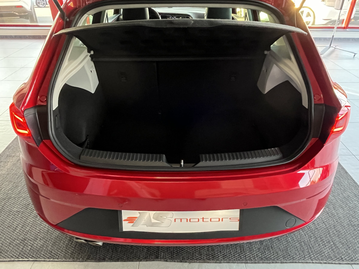 SEAT LEON FR 1,5 TSI 150 TOIT PANORAMIQUE OUVRANT GPS  VIRTUAL COCKPIT HIFI BEATS  APPLE CARPLAY REGULATEUR  FEUX HALOGENE DRIVE SELECT PARK PILOT  EXCELLENT ETAT