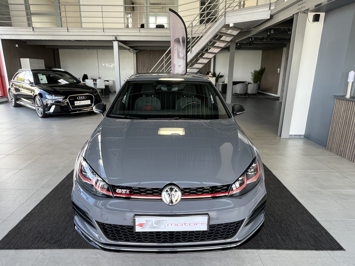 VOLKSWAGEN GOLF 7 TCR 2,0 TSI 290 DSG7  GPS APPLE CARPLAY  DMS DIGITAL COCKPIT  FULL LED PARK PILOT ECHAPPEMENT AKRAPOVIC  EXCELLENT ETAT