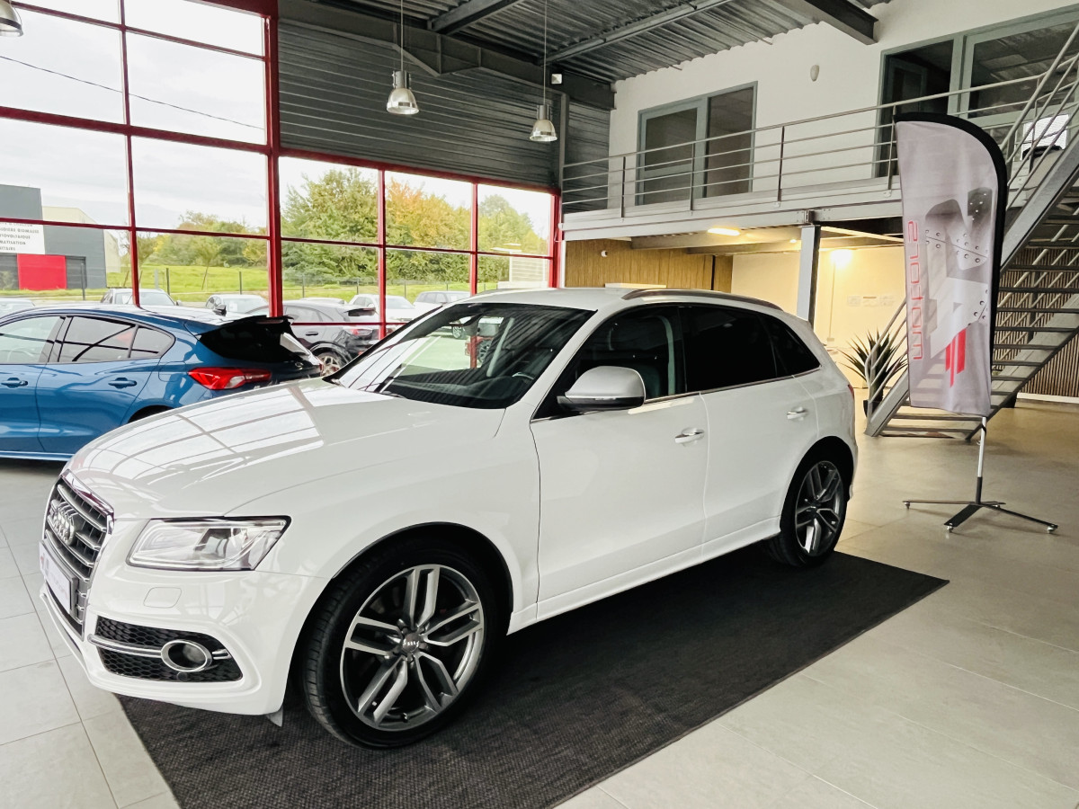 AUDI SQ5 TDI V6 313 QUATTRO BVA8 QUATTRO ATTELAGE ELECTRIQUE GPS  REGULATEUR BI-XENON  ALU BROSSÉ PARK PILOT DRIVE SELECT JANTE 21 EXCELLENT ETAT