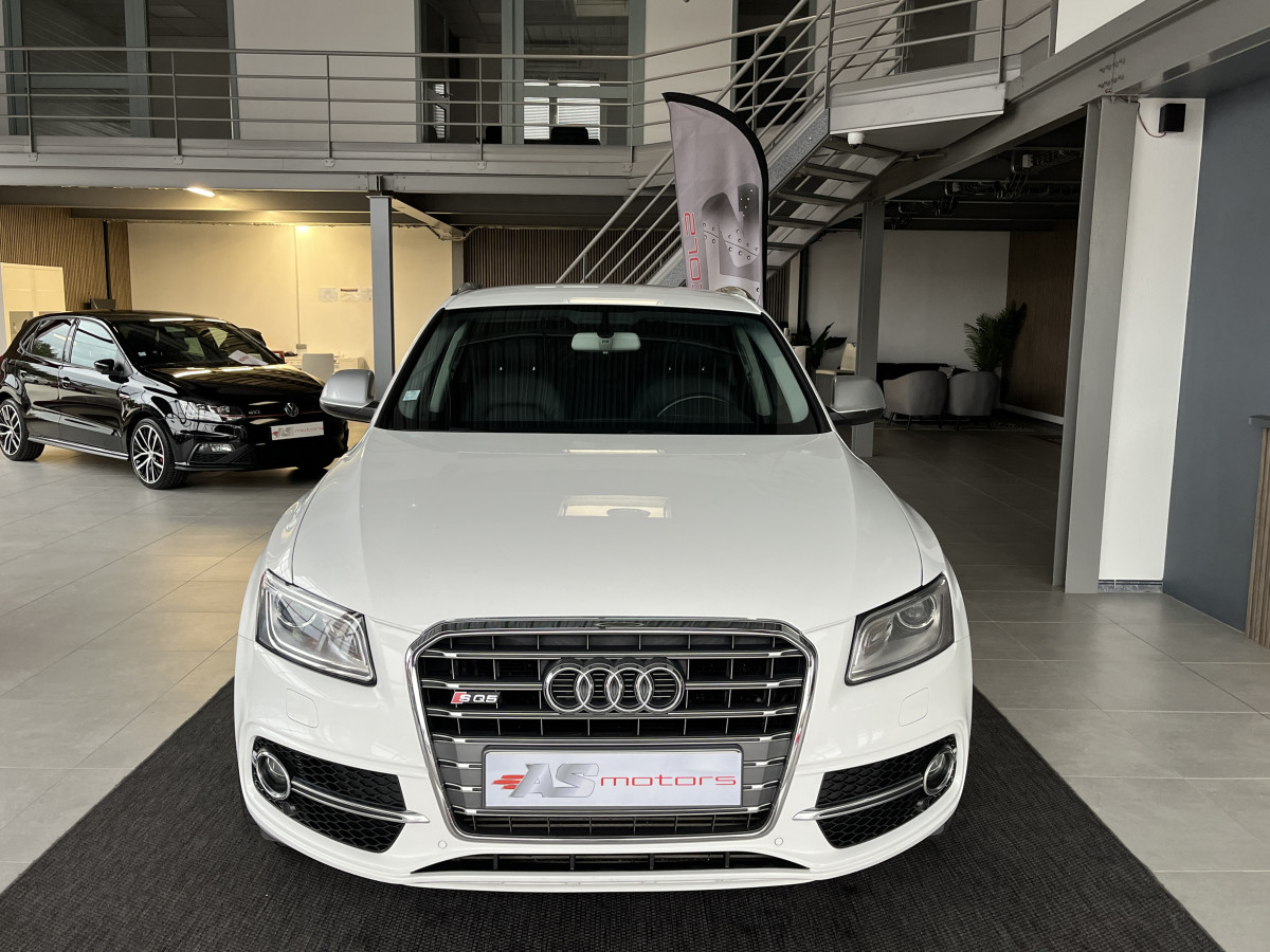 AUDI SQ5 TDI V6 313 QUATTRO BVA8 QUATTRO ATTELAGE ELECTRIQUE GPS  REGULATEUR BI-XENON  ALU BROSSÉ PARK PILOT DRIVE SELECT JANTE 21 EXCELLENT ETAT