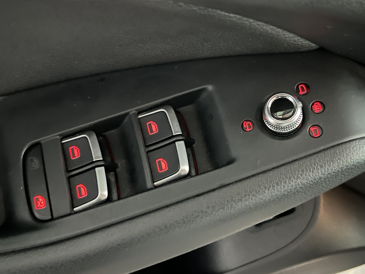 AUDI SQ5 TDI V6 313 QUATTRO BVA8 QUATTRO ATTELAGE ELECTRIQUE GPS  REGULATEUR BI-XENON  ALU BROSSÉ PARK PILOT DRIVE SELECT JANTE 21 EXCELLENT ETAT