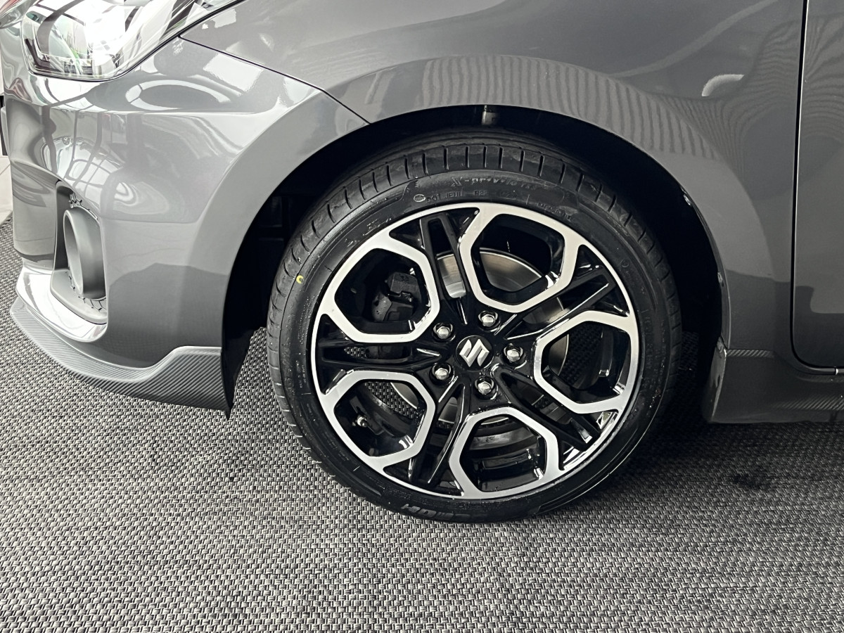 SUZUKI SWIFT SPORT 1,4 129 HYBRID GPS CAMERA FULL LED REGULATEUR LIMITEUR KEYLESS APPLE CARPLAY PARK PILOT EXCELLENT ETAT