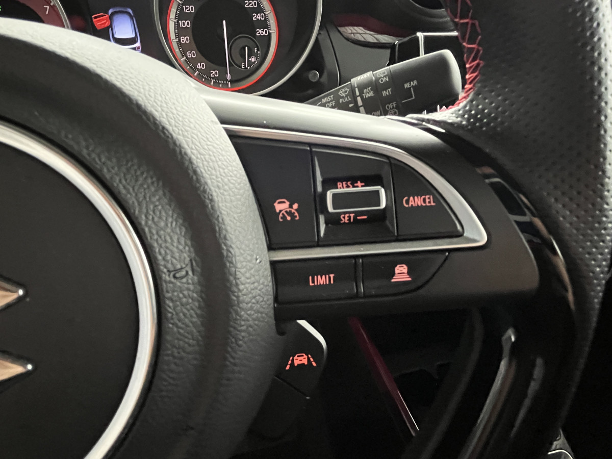 SUZUKI SWIFT SPORT 1,4 129 HYBRID GPS CAMERA FULL LED REGULATEUR LIMITEUR KEYLESS APPLE CARPLAY PARK PILOT EXCELLENT ETAT